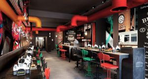 ge rh expert Buffalo Grill: Le Cowboy Relance le Burger en Centre-Ville
