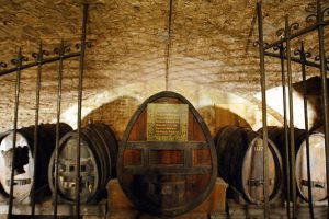 ge rh expert Le plus vieux vin du monde change d'écrin