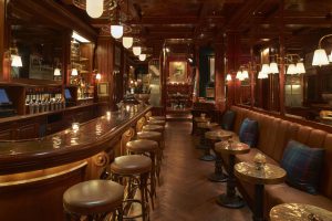 ge rh expert Ralph Lauren ouvre son 1er Restaurant à New York