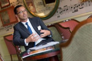 ge rh expert Portrait: Philippe Gas, DRH de Disneyland