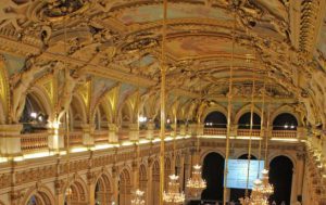 ge rh expert Un traiteur jette l’éponge pour les réceptions à l’Hôtel de Ville de Paris
