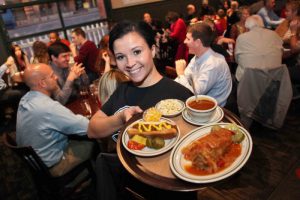 11 choses que vous pouvez faire au restaurant pour que votre serveur vous adore... J'adore la 6