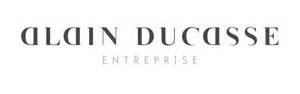 Alain Ducasse et Philippe Salle, PDG du groupe Elior, passent un accord stratégique et culinaire