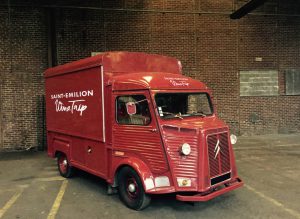 ge rh expert Voici le nouveau truck qui va faire fureur, le « Saint-Emilion Wine Trip »