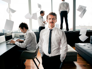 ge rh expert Analyste, community Manager, «Je suis, je suis...» .........Recruteur