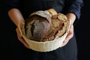 ge rh expert Pain au restaurant : à table !