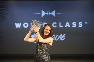 ge rh expert Une Parisienne remporte le titre de Meilleur bartender du monde