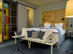 ge rh expert Accor entre au capital de 25hours Hotels