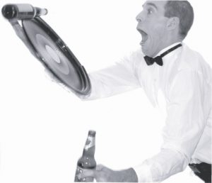 ge rh expert Serveur Loufoque , faux serveur, serveur gaffeur, ou serveur maladroit