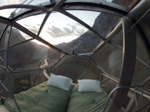 ge rh expert Hébergement insolite : Dormir à flanc de falaise