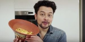 ge rh expert L'humoriste Karim Duval lance un premier tuto décalé sur la cuisine marocaine