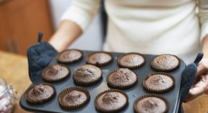 "60 millions de consommateurs" met en garde contre les moules à gâteaux en silicone et en teflon