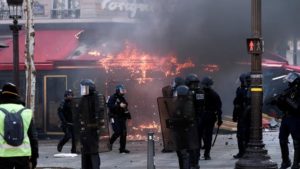 ge rh expert Le Fouquet's, dévasté lors des manifestations "gilets jaunes", rouvrira le 14 juillet