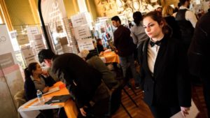 ge rh expert https://www.tourmag.com/Emploi-l-hotellerie-restauration-en-panne-de-personnel-et-candidats_a100433.html