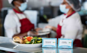 ge rh expert Elior va supprimer 1 888 postes en France dans la restauration d'entreprise