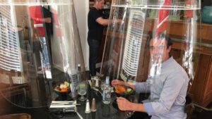 Manger sous cloche au restaurant ?