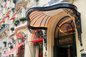 Rattrapage des prix dans l’Hébergement, stabilité dans la Restauration