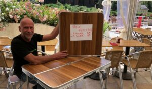 ge rh expert Pour contourner le pass sanitaire, un restaurateur loue des tables à emporter avec son repas