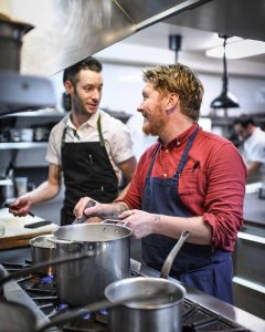 ge rh expert SALAIRES, CONTRAINTES, PÉNIBILITÉ: QUE VEULENT LES SALARIÉS DE L'HÔTELLERIE-RESTAURATION