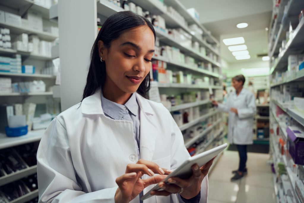 Emploi : et si la pharmacie recourait à une main-d'œuvre étrangère ?